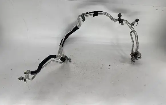 Jaguar XE Air conditioning (A/C) pipe/hose N8A219A834AA