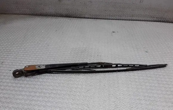 Volkswagen PASSAT B4 Rear wiper blade arm 333955707