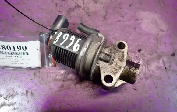 Skoda Octavia Mk2 (1Z) EGR valve 