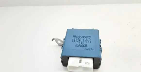 Toyota Verso Door central lock control unit/module 8597012020