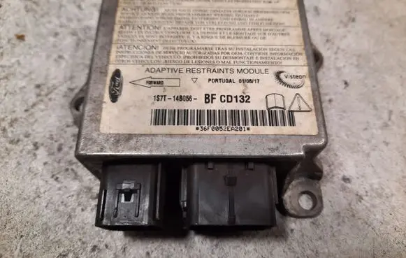 Ford Mondeo Mk III Airbag control unit/module 1S7T14B056BF