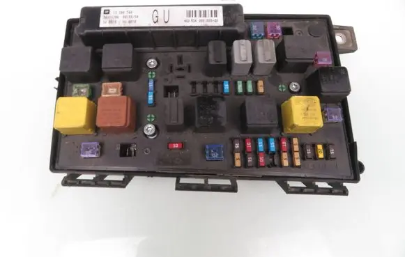 Opel Astra H Fuse box set 13206748GU