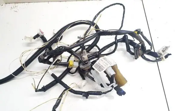 Nissan Pathfinder R51 Other wiring loom 24052eb300 24052-eb300