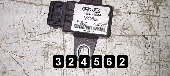 KIA Sorento Engine control unit/module 95640-3E000