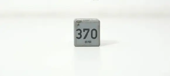 Audi A4 S4 B6 8E 8H Other relay 8D0951253