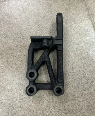 Ford Kuga II Engine mounting bracket 9802389880