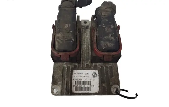 Fiat Grande Punto Engine control unit/module 51798649 6DUH3UP9H 6160109808