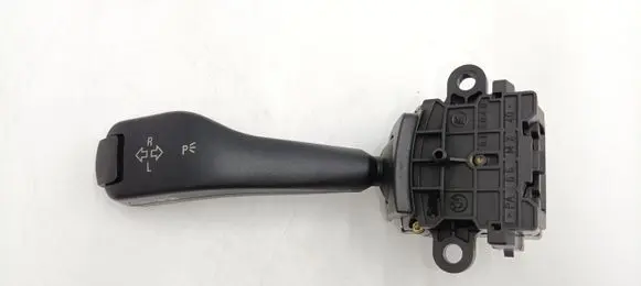 BMW 3 E46 Indicator stalk 8363668 61318363668
