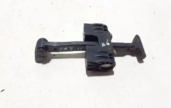BMW 5 GT F07 Rear door check strap stopper 7197874