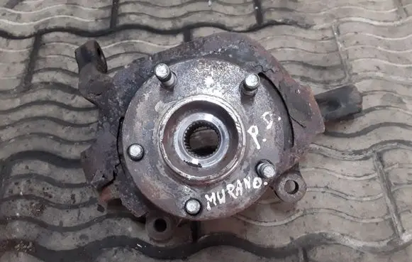 Nissan Murano Z50 Front wheel hub NOCODE