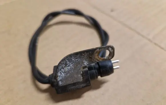 Volkswagen Golf II Front ABS sensor wiring 191971414A