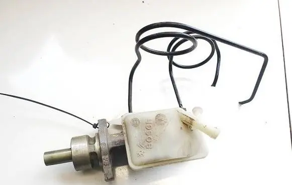 Citroen Xsara Picasso Master brake cylinder 221710