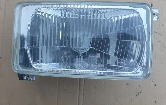 Volkswagen Jetta I Headlight/headlamp 161941044B 161941018B 161941018