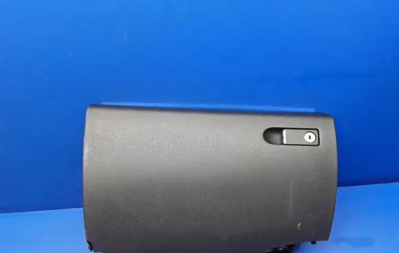 Mercedes-Benz C W204 Glove box set A2046800591