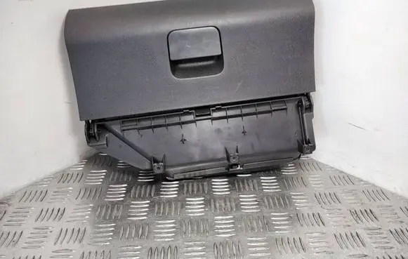 Volkswagen Polo IV 9N3 Glove box 6Q1857101P