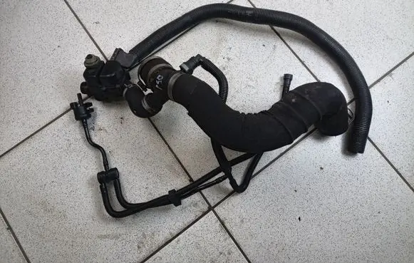 Ford Fusion II Intake resonator DS73-9P437-DE