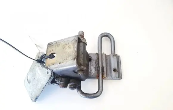 Audi A6 S6 C5 4B Rear door lower hinge 4b0833412b