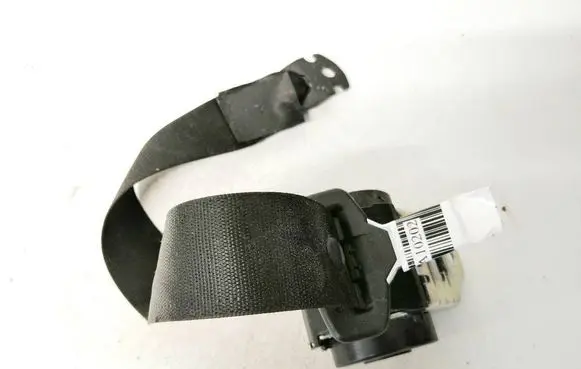 Rear seatbelt