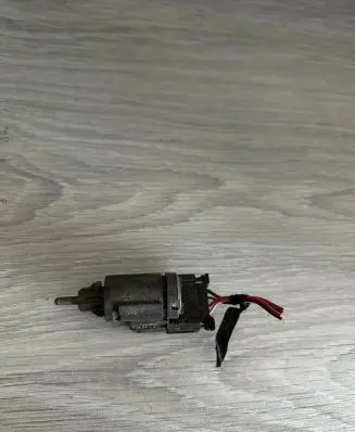 Volkswagen Golf Plus Brake pedal sensor switch 3B0945511C