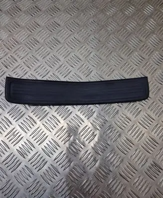 Honda CR-V Rear sill trim cover 84262SWAA