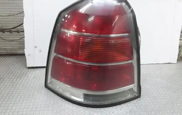 Opel Zafira B Rear/tail lights
