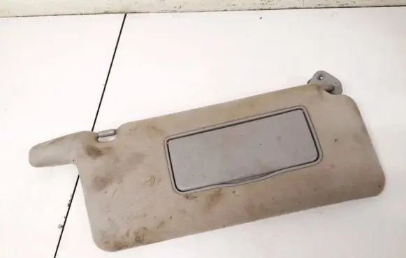 Toyota Avensis Verso Sun visor
