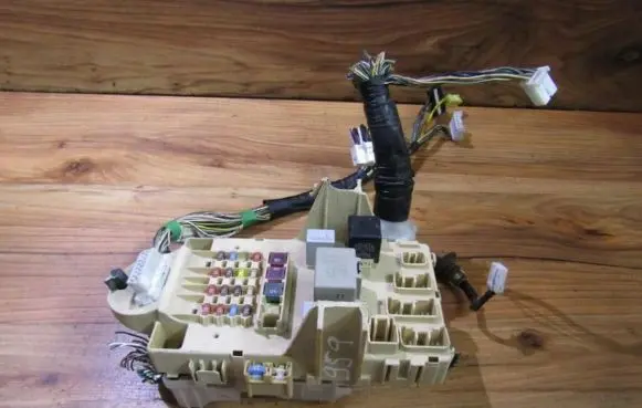 Toyota Yaris Fuse box set