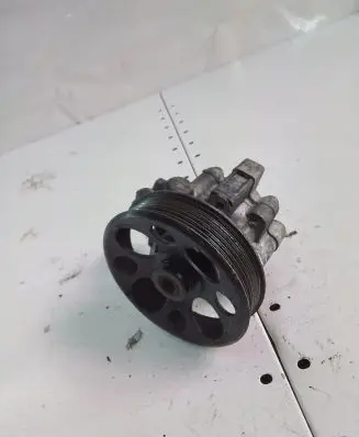 Chevrolet Orlando Power steering pump 96985600