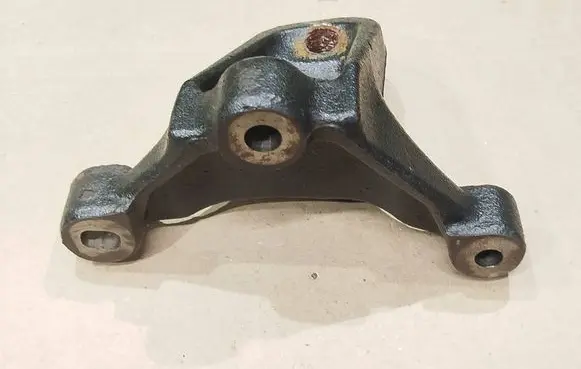 Renault Trafic III (X82) Engine mounting bracket 113326316R