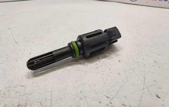 BMW 3 E46 Intake air temperature sensor 1739510 13621739510