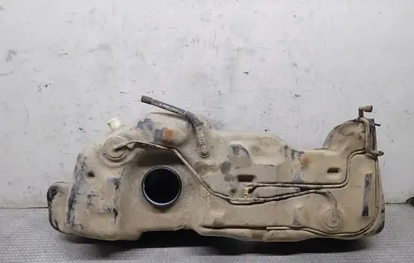 Nissan Tiida C11 Fuel tank 17205CH000
