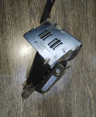 BMW 5 E60 E61 ABS pump bracket 50762810 913571901