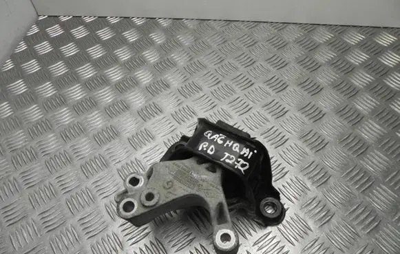 Nissan Qashqai Engine mount bracket 112846249R VD16729