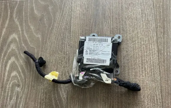 Citroen DS7 Crossback Airbag control unit/module 9824812180