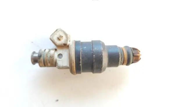 BMW 5 E34 Fuel injector 0280150716