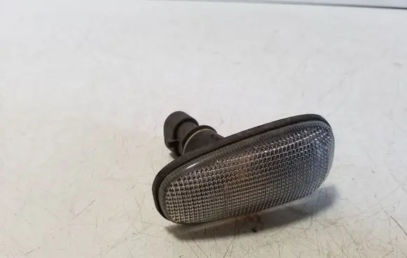 Opel Zafira A Front fender indicator light E353656