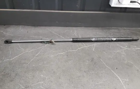 Opel Astra G Tailgate strut 9222383280