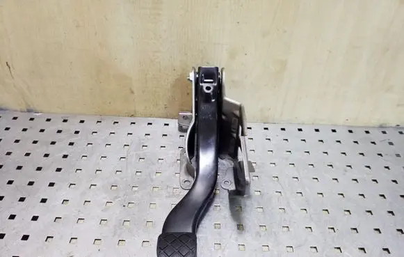 Volkswagen Up Brake pedal 1S1721150