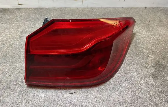 BMW 5 G30 G31 G38 Rear/tail lights 7376464