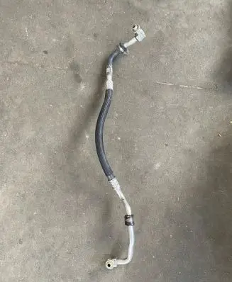 Maserati Levante Air conditioning (A/C) pipe/hose 670033074