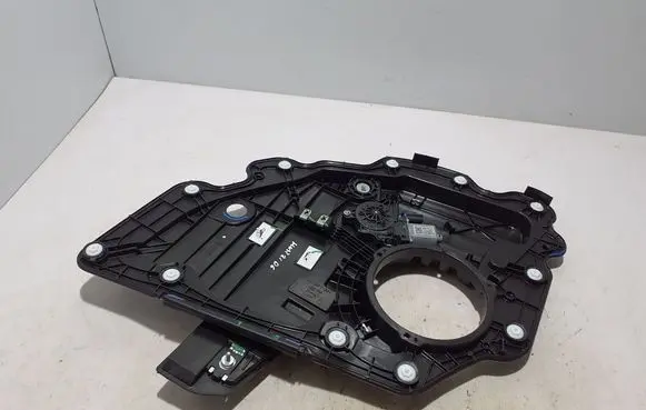 Ford Mach-E I Rear window lifting mechanism without motor LJ8BR27000-BD