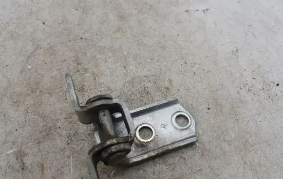Toyota Corolla Verso AR10 Rear door upper hinge NOCODE