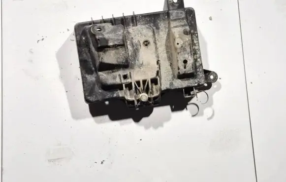 Opel Astra G Battery box tray cover/lid 0932093