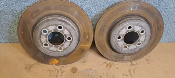 Lancia Thema Front brake disc