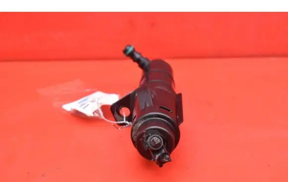 Volkswagen Golf Plus Windshield washer spray nozzle 5K0955978A