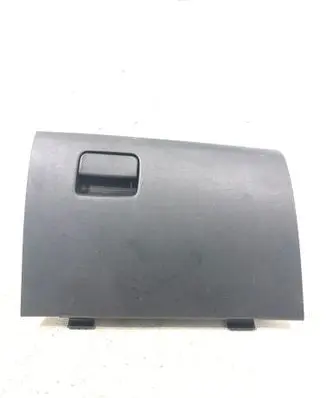 Mitsubishi Lancer X Glove box