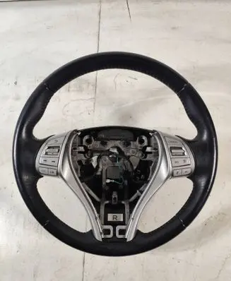 Nissan X-Trail T32 Steering wheel 920A
