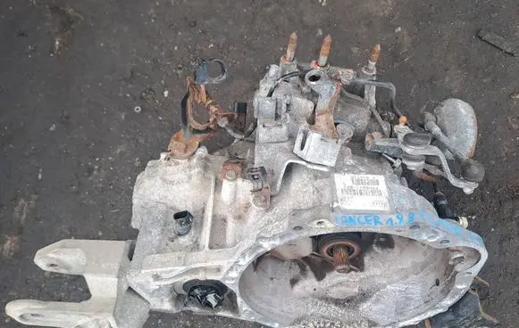 Mitsubishi Lancer VIII Manual 5 speed gearbox F5MBB-1-BBY F5MBB1BBY 909745
