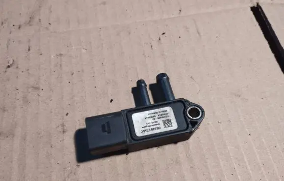 Dodge Journey Turbo solenoid valve 05149175AC