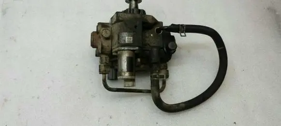 Toyota Hilux (AN10, AN20, AN30) Fuel injection high pressure pump 2210030090